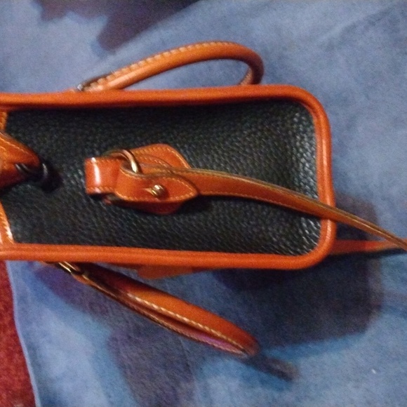 Brand new Dooney & Bourke bag - Picture 12 of 14